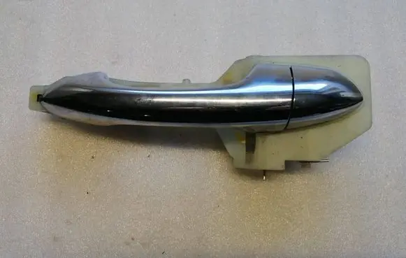 KIA Carens III Front door exterior handle