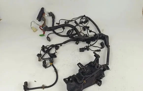 BMW 1 F20 F21 Engine installation wiring loom 8508696 8508695 8507899