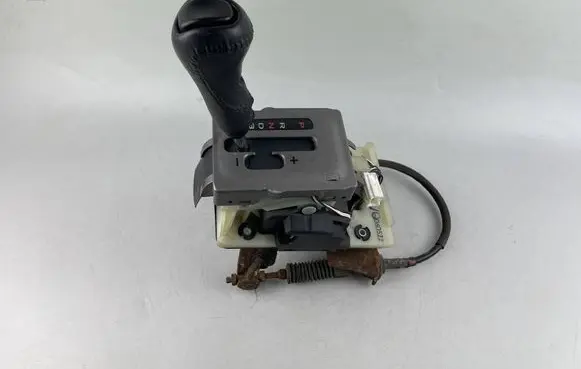 Subaru Forester SG Gear shifter/selector 