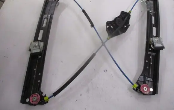 Seat Alhambra (Mk2) Front window lifting mechanism without motor