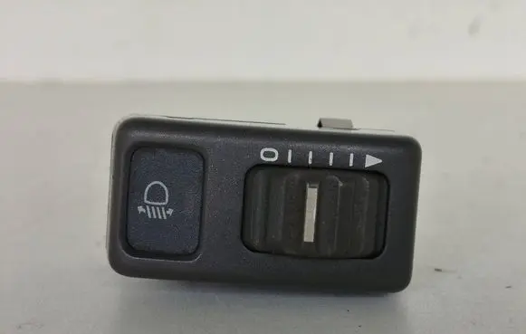 Volvo S70 V70 V70 XC Headlight level height control switch 9162960 4970 99W12K