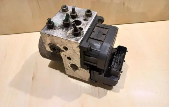 Renault Kangoo I ABS Pump 7700844250