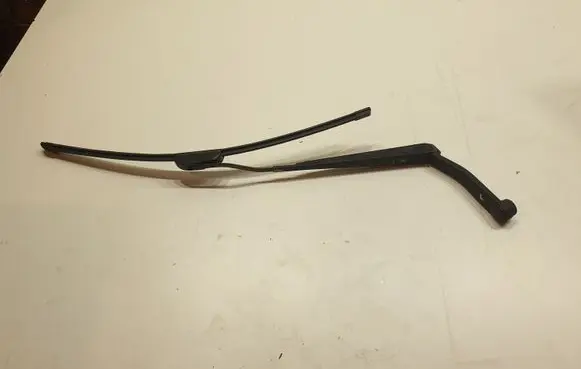 KIA Sorento Front wiper blade arm