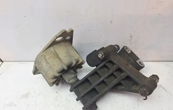 Alfa Romeo 147 Gearbox mounting bracket 46554897