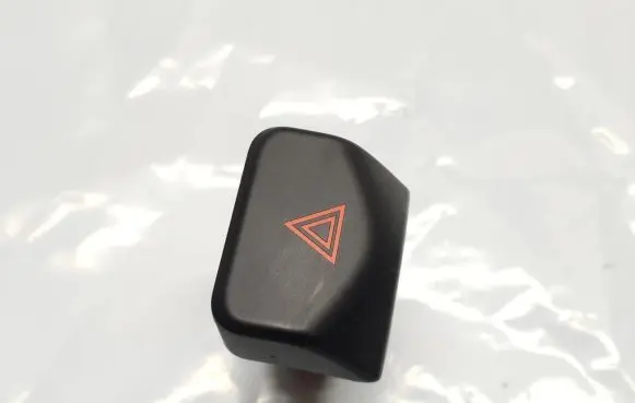 Nissan Note (E11) Hazard light switch 06019