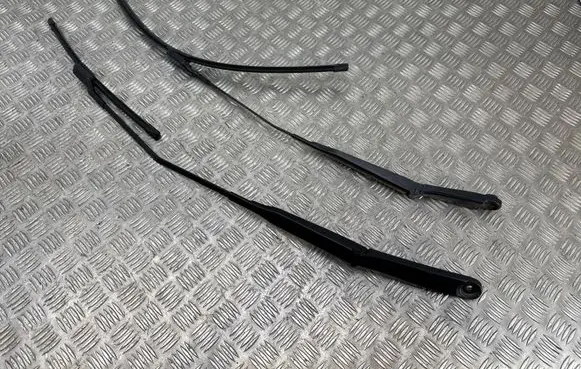 Fisker Ocean Headlight wiper blade set