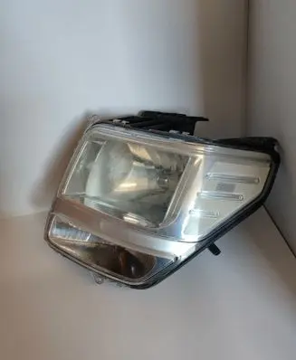 Dodge Nitro Headlight/headlamp 300131A 55157243AC 410153