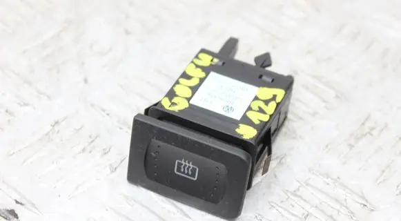 Volkswagen Golf IV Windscreen/window heater switch 1J0959621C