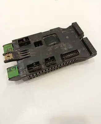 Mercedes-Benz Vito Viano W638 Fuse module 0005400650 08501002