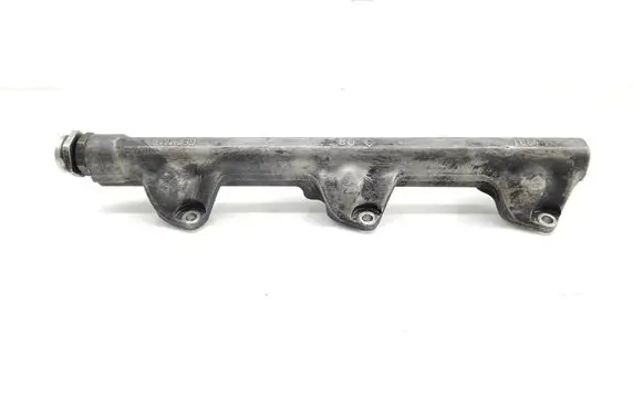 Mercedes-Benz E W212 Fuel main line pipe