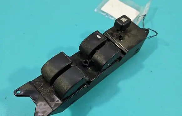 Mitsubishi Outlander Electric window control switch 8608A104 IMPRK1580252