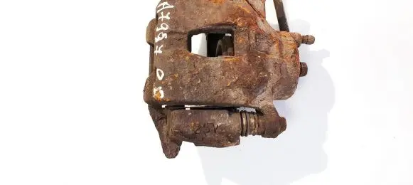 Toyota Corolla Verso E121 Front brake caliper