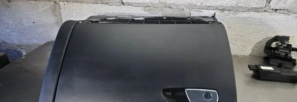 Audi A4 S4 B8 8K Glove box 8K1857035B