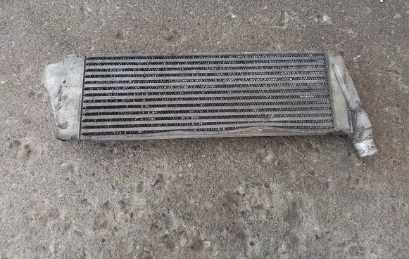 Renault Megane II Intercooler radiator 8200468425