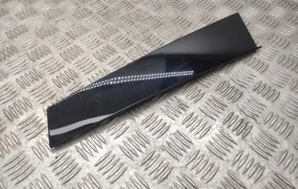 Peugeot 308 Front door glass trim molding 9830836380