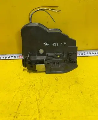 Front door lock