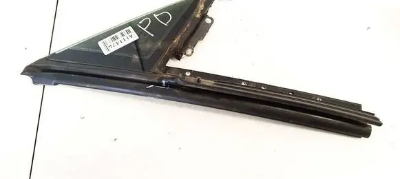 Tesla Model S Front door vent window glass four-door A006451 AS3