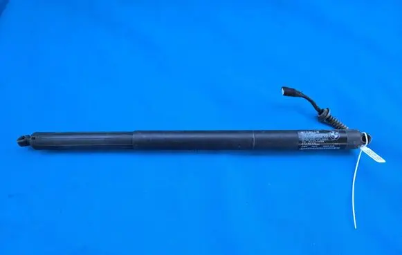 BMW 2 F46 Tailgate/trunk/boot lift motor 7365979