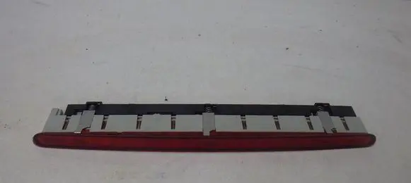 Audi A3 S3 8P Third/center stoplight 8P3945097