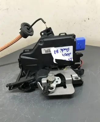 Audi A8 S8 D3 4E Front door lock 4E2837016