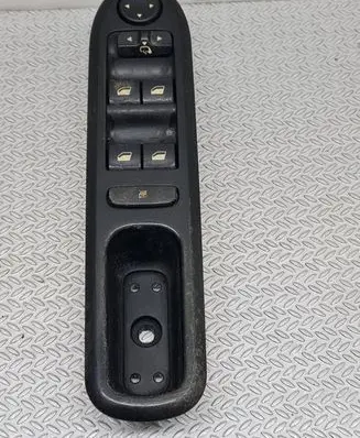Peugeot 407 Electric window control switch 53269735 346230604