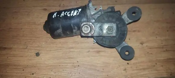 Hyundai Accent Wiper motor
