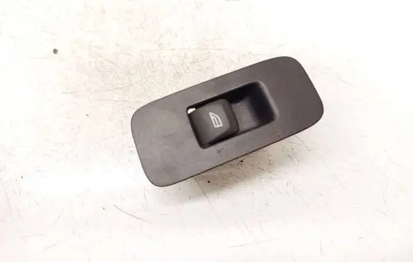 Volvo V40 Electric window control switch 31394840