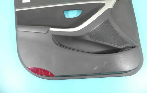 Hyundai i30 Front door card panel trim 82370-A6000 IMPRK1354134