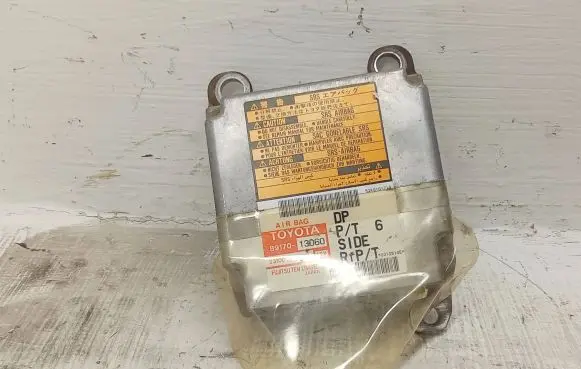 Toyota Corolla Verso E121 Airbag control unit/module 8917013060 2310002510