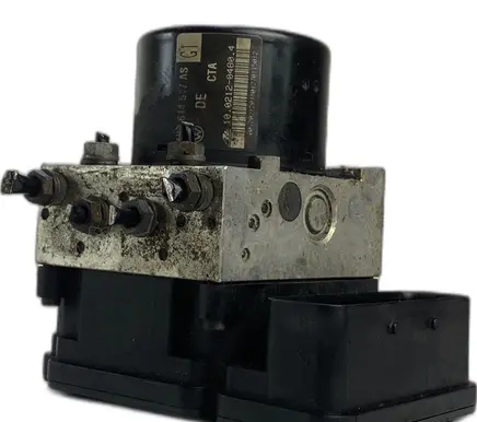 Volkswagen Golf VI Master brake cylinder
