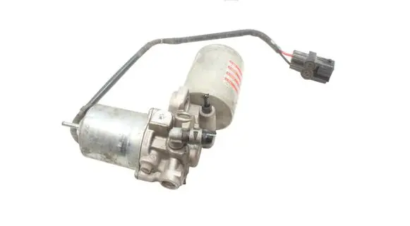 Toyota Prius (XW50) Brake booster 4707047080