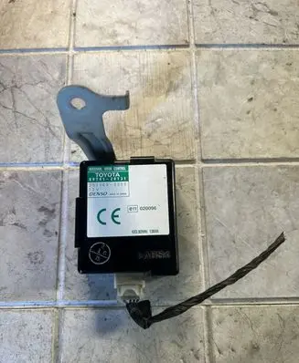 Door central lock control unit/module