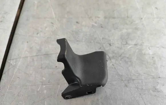 Volvo XC60 Front door seat control surround trim 39832076