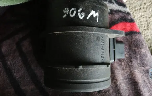 Mercedes-Benz Sprinter W906 Mass air flow meter F00c2g7006