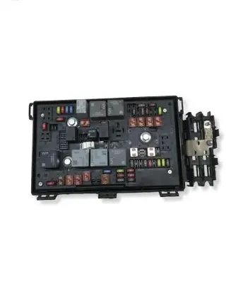 Opel Astra J Fuse module 13343762