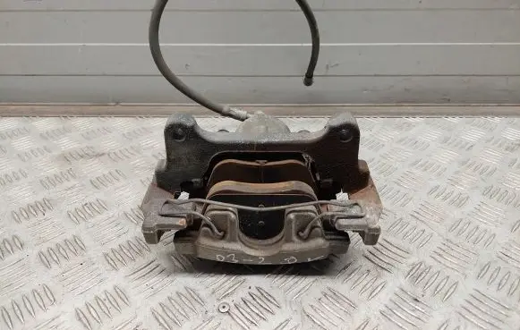 Audi Q3 8U Front brake caliper