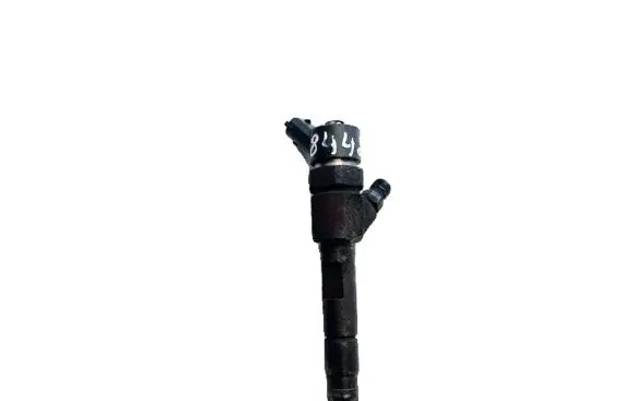 Nissan Primera Fuel injector 8200100272 0445110110b
