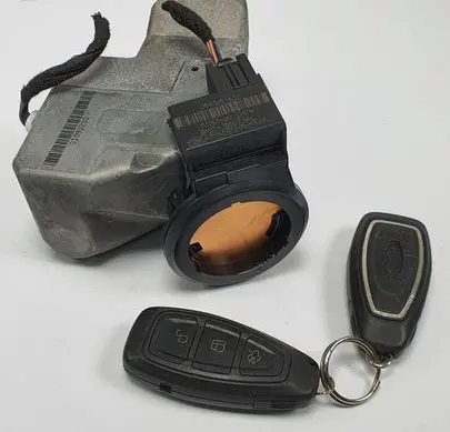 Ford B-MAX Ignition key/card 8A6T-15607-AC