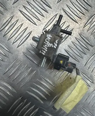 Mazda 3 III Turbo solenoid valve K5T48179 SH1B 4Z03