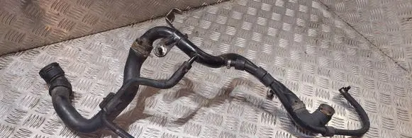 Volkswagen PASSAT B5.5 Engine coolant pipe/hose 8d0121101ad