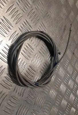 Toyota Land Cruiser (HDJ90) Fuel cap flap release cable 