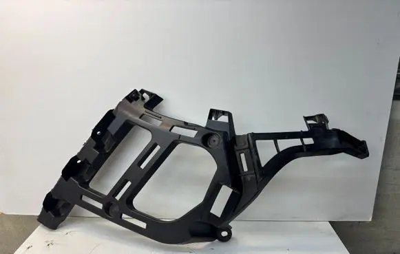 Peugeot 3008 II Rear bumper mounting bracket 9840997780