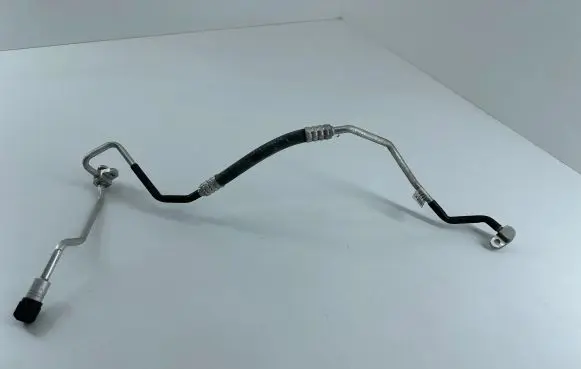 Audi A4 S4 B9 Air conditioning (A/C) pipe/hose 8W1820720F