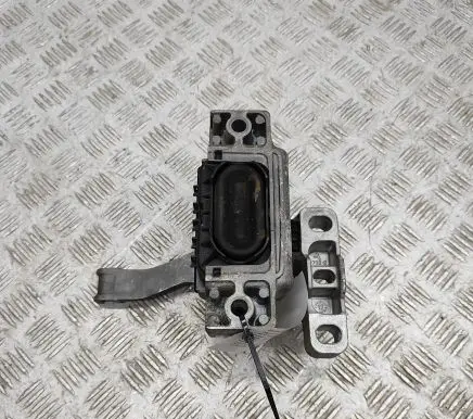 Skoda Octavia Mk3 (5E) Engine mount bracket 5Q0199262BF