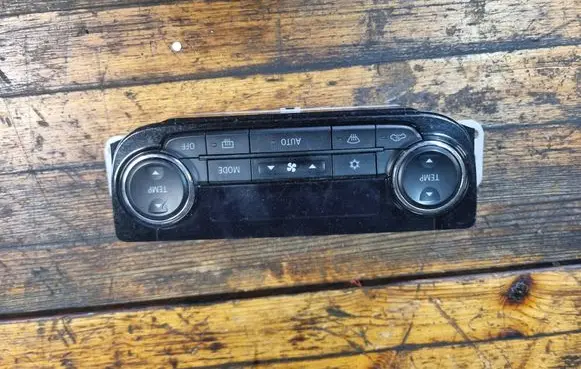 Mitsubishi Outlander Climate control unit 7820B055XA CAB502A042F