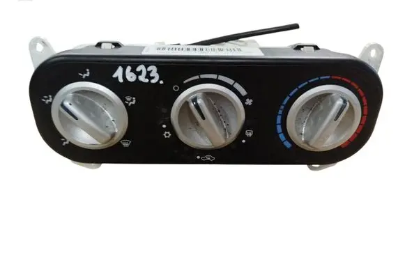 Dodge Caliber Climate control unit P55111847AD