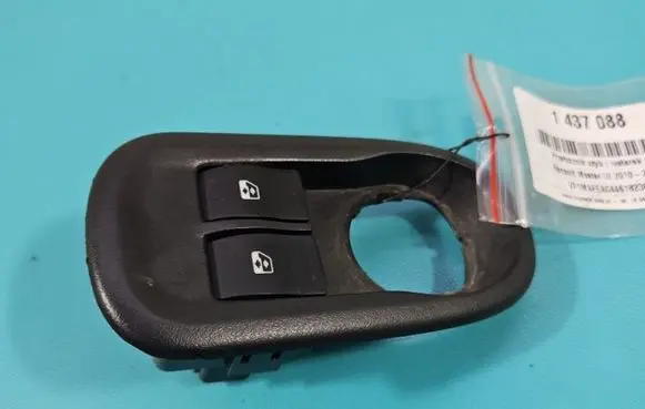 Renault Master III Electric window control switch 8200637849 IMPRK1437088