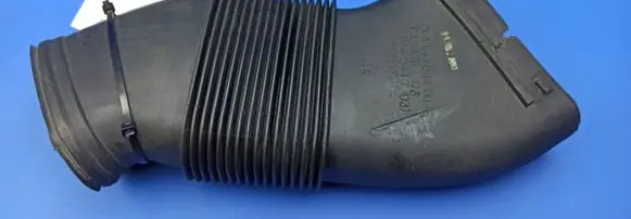 Mercedes-Benz S W220 Air intake duct part A648094009 844544703