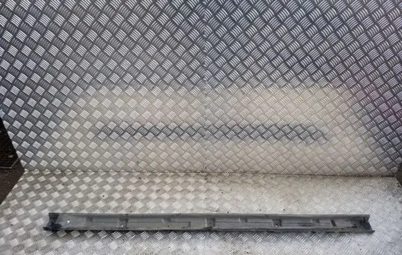 Mercedes-Benz ML W164 Other sill/pillar trim element A1646980930