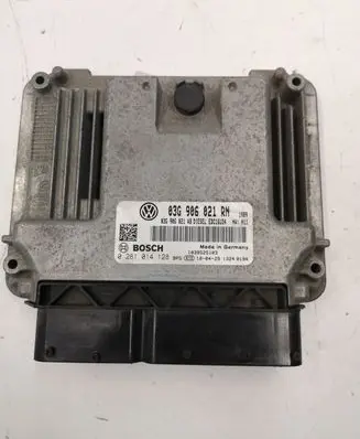 Volkswagen Touran I Engine control unit/module 03G906021RN 0281014128